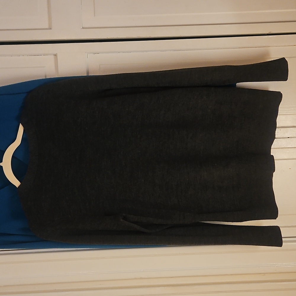 Bundle Of 3 XL Route 66 V-neck Basic Sweaters, Teal, Gray, White - Picture 9 of 13